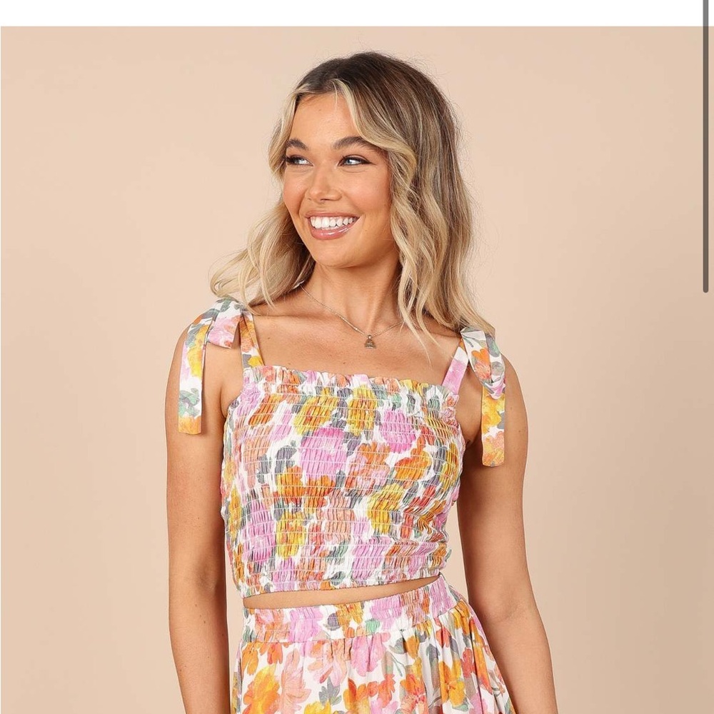 Petal & Pup Crop Top Size Small NWT